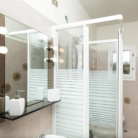 Villa Colomba By Mmega Lastra a Signa